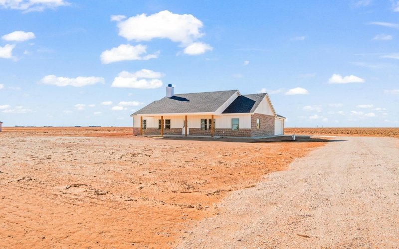 4062 Hawk Road, Ropesville, TX 79358, 3 Bedrooms Bedrooms, ,2 BathroomsBathrooms,Residential,For Sale,4062 Hawk Road,0,202600978