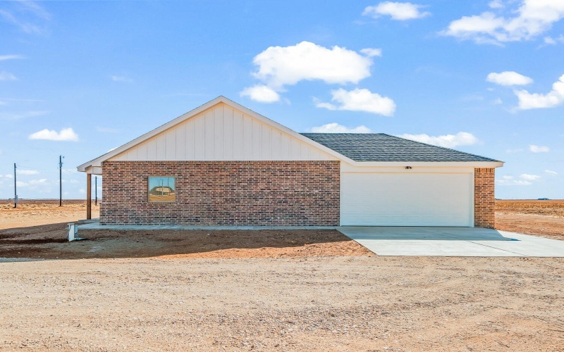 4062 Hawk Road, Ropesville, TX 79358, 3 Bedrooms Bedrooms, ,2 BathroomsBathrooms,Residential,For Sale,4062 Hawk Road,0,202600978