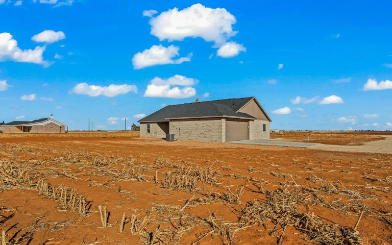 4068 Hawk Road, Ropesville, TX 79358, 4 Habitaciones Habitaciones , ,2 BañosBaños,Residential,En Venta,4068 Hawk Road,0,202600980