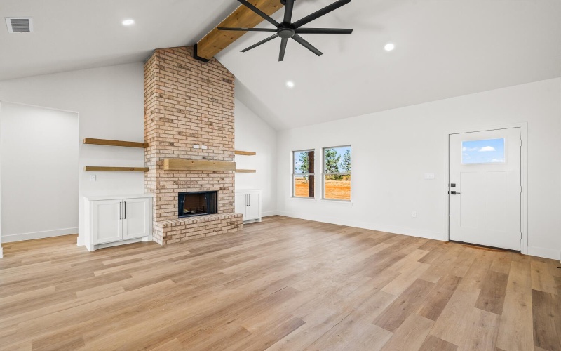 4068 Hawk Road, Ropesville, TX 79358, 4 Habitaciones Habitaciones , ,2 BañosBaños,Residential,En Venta,4068 Hawk Road,0,202600980