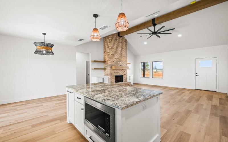 4068 Hawk Road, Ropesville, TX 79358, 4 Habitaciones Habitaciones , ,2 BañosBaños,Residential,En Venta,4068 Hawk Road,0,202600980