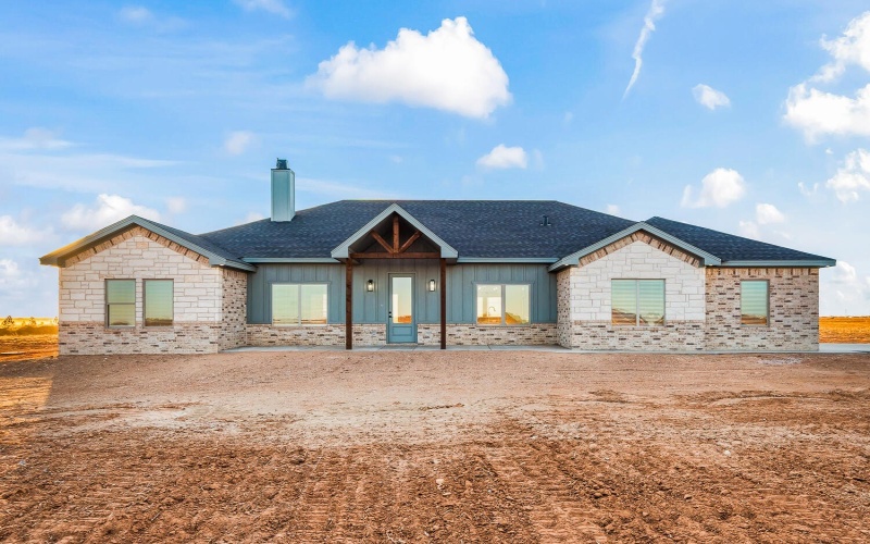 13905 N F M 2378, Shallowater, TX 79363, 4 Bedrooms Bedrooms, ,2 BathroomsBathrooms,Residential,For Sale,13905 N F M 2378,0,202600981