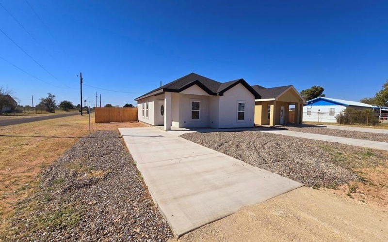 400 Dumas Ave., Wickett, TX 79788, 3 Bedrooms Bedrooms, ,2 BathroomsBathrooms,Residential,For Sale,400 Dumas Ave.,0,156079