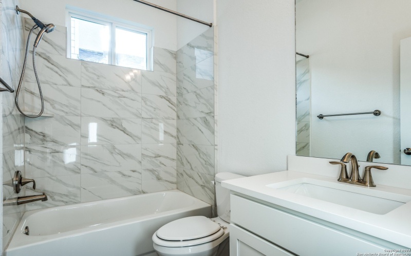 6862 COMANCHE COUGAR, San Antonio, TX 78233-4109, 3 Bedrooms Bedrooms, ,2 BathroomsBathrooms,Residential,For Sale,6862 COMANCHE COUGAR,0,1932745