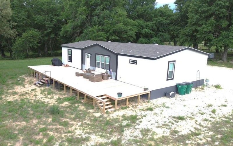1322 North Market Street, Grapeland, TX 75844, 3 Habitaciones Habitaciones , ,2 BañosBaños,Residential,En Venta,1322 North Market Street,22500811