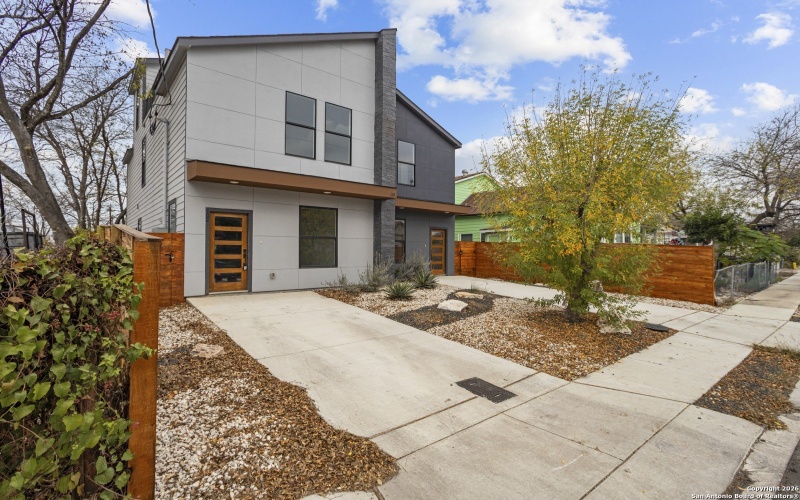 125 Dashiell, San Antonio, TX 78203, ,Residential Multi Family,En Venta,125 Dashiell,0,1932838