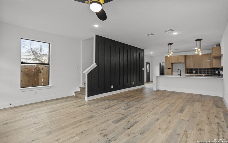 125 Dashiell, San Antonio, TX 78203, ,Residential Multi Family,En Venta,125 Dashiell,0,1932838