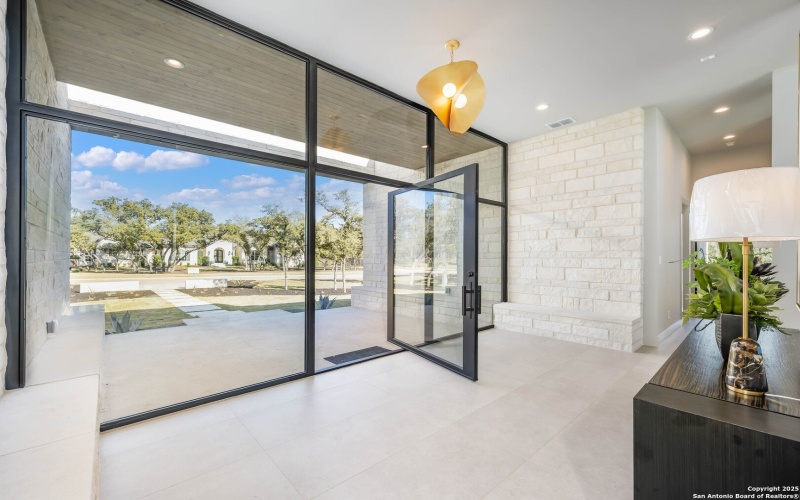 108 Whittingham, San Antonio, TX 78231, 6 Habitaciones Habitaciones , ,7 BañosBaños,Residential,En Venta,108 Whittingham,0,1934991