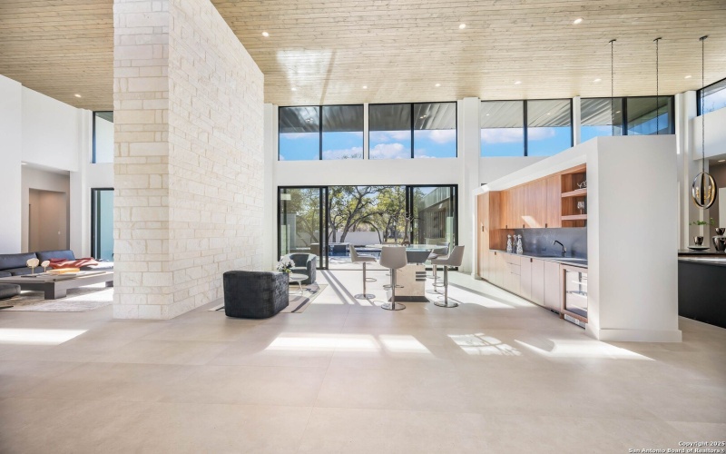 108 Whittingham, San Antonio, TX 78231, 6 Habitaciones Habitaciones , ,7 BañosBaños,Residential,En Venta,108 Whittingham,0,1934991