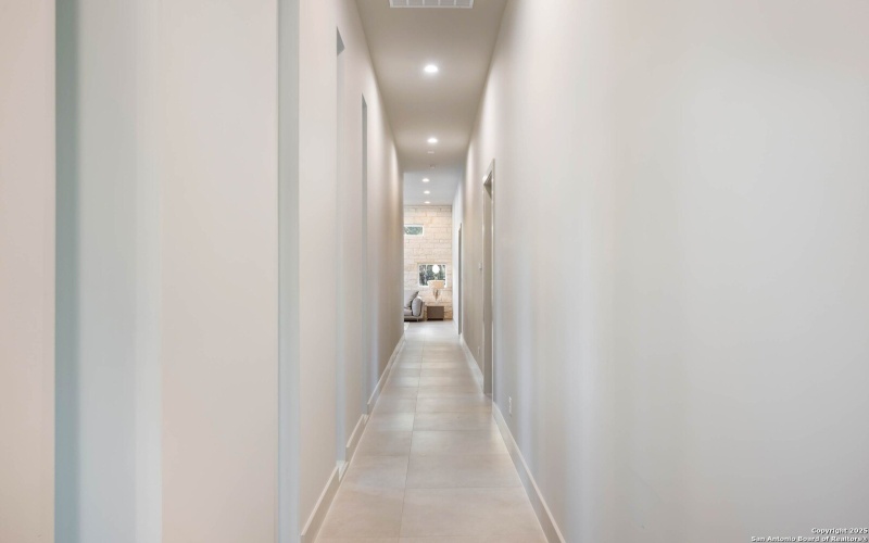 108 Whittingham, San Antonio, TX 78231, 6 Habitaciones Habitaciones , ,7 BañosBaños,Residential,En Venta,108 Whittingham,0,1934991