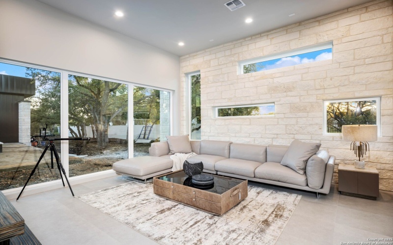 108 Whittingham, San Antonio, TX 78231, 6 Habitaciones Habitaciones , ,7 BañosBaños,Residential,En Venta,108 Whittingham,0,1934991