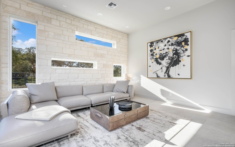 108 Whittingham, San Antonio, TX 78231, 6 Habitaciones Habitaciones , ,7 BañosBaños,Residential,En Venta,108 Whittingham,0,1934991