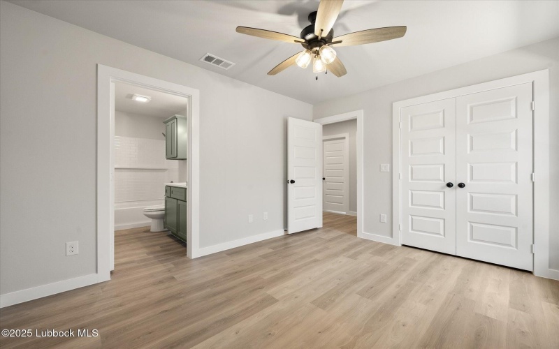 5409 109th Street, Lubbock, TX 79424, 4 Bedrooms Bedrooms, ,3 BathroomsBathrooms,Residential,For Sale,5409 109th Street,202553553