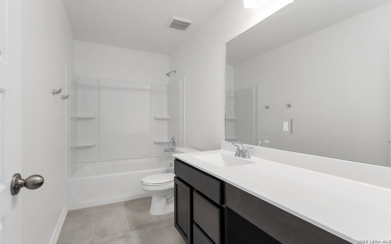 918 BULL BOAT LN, San Antonio, TX 78221, 4 Habitaciones Habitaciones , ,2 BañosBaños,Residential,En Venta,918 BULL BOAT LN,0,1935130