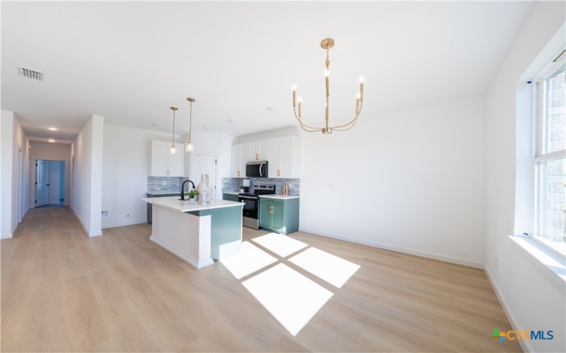 715 Liberty Park Drive, Belton, TX 76513, 4 Habitaciones Habitaciones , ,2 BañosBaños,Residential,En Venta,715 Liberty Park Drive,0,601760