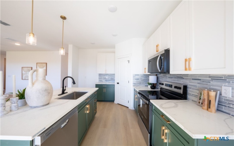 715 Liberty Park Drive, Belton, TX 76513, 4 Habitaciones Habitaciones , ,2 BañosBaños,Residential,En Venta,715 Liberty Park Drive,0,601760