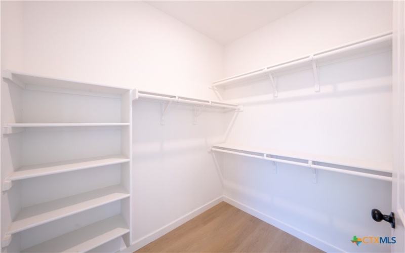 715 Liberty Park Drive, Belton, TX 76513, 4 Habitaciones Habitaciones , ,2 BañosBaños,Residential,En Venta,715 Liberty Park Drive,0,601760