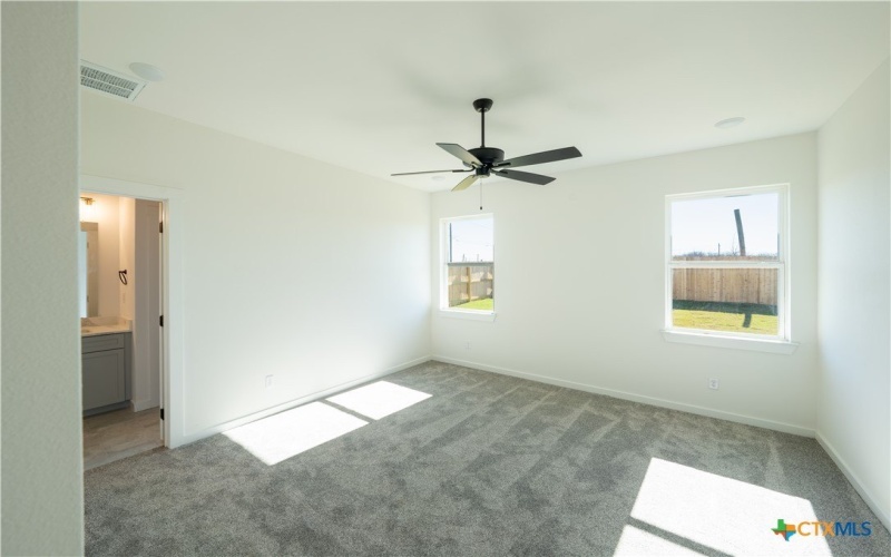 727 Liberty Park Drive, Belton, TX 76513, 4 Habitaciones Habitaciones , ,2 BañosBaños,Residential,En Venta,727 Liberty Park Drive,0,602330