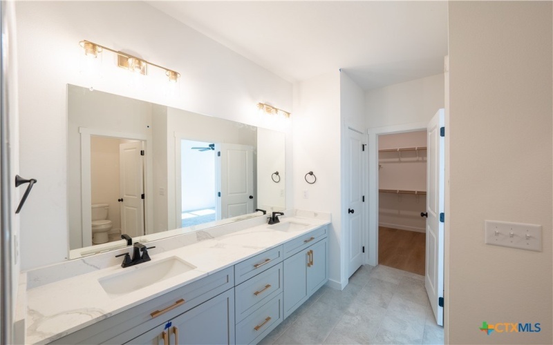 727 Liberty Park Drive, Belton, TX 76513, 4 Habitaciones Habitaciones , ,2 BañosBaños,Residential,En Venta,727 Liberty Park Drive,0,602330