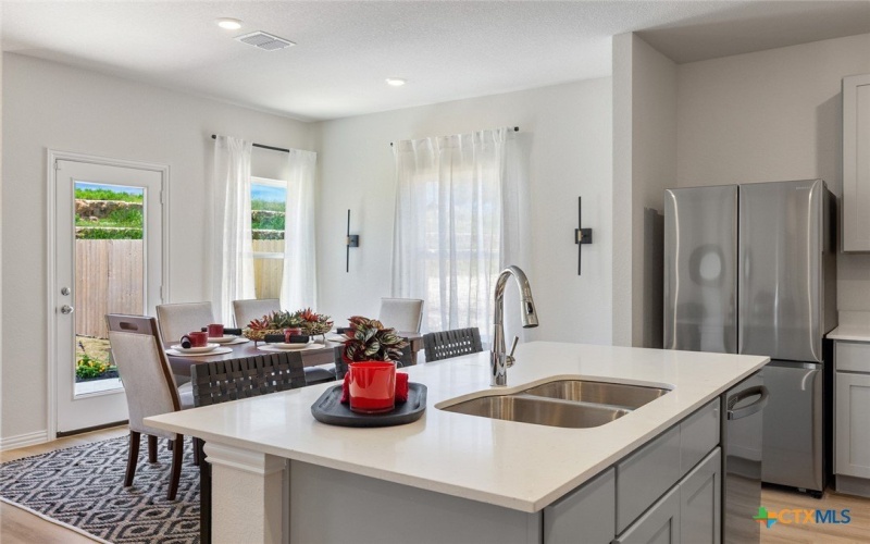 1242 Crimson Sky Court, Belton, TX 76513, 4 Habitaciones Habitaciones , ,2 BañosBaños,Residential,En Venta,1242 Crimson Sky Court,0,602448