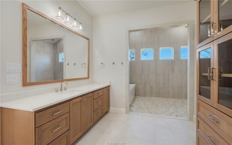 2361 Storyteller Court, College Station, TX 77845, 4 Habitaciones Habitaciones , ,5 BañosBaños,Residential,En Venta,2361 Storyteller Court,0,26000708