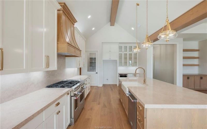 2361 Storyteller Court, College Station, TX 77845, 4 Habitaciones Habitaciones , ,5 BañosBaños,Residential,En Venta,2361 Storyteller Court,0,26000708