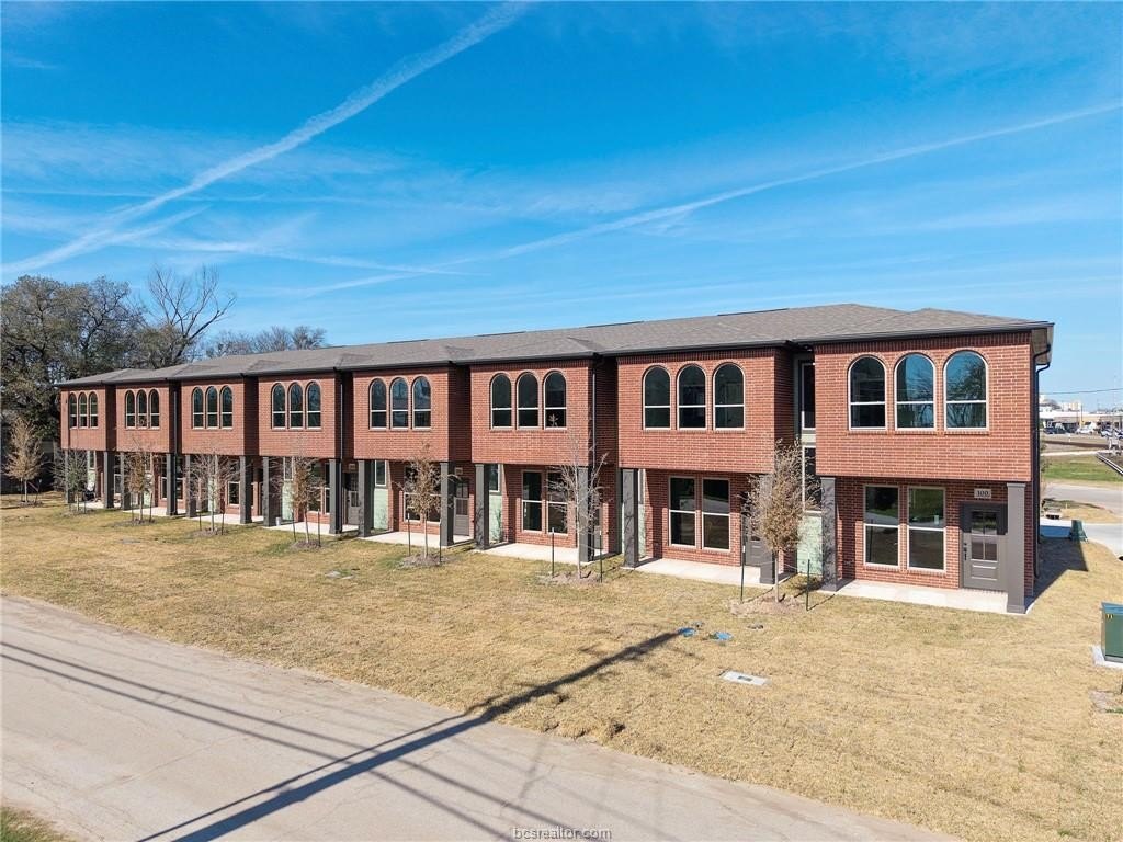 102 33rd, Bryan, TX 77803, 2 Bedrooms Bedrooms, ,2 BathroomsBathrooms,Residential,For Sale,102 33rd,0,26000768