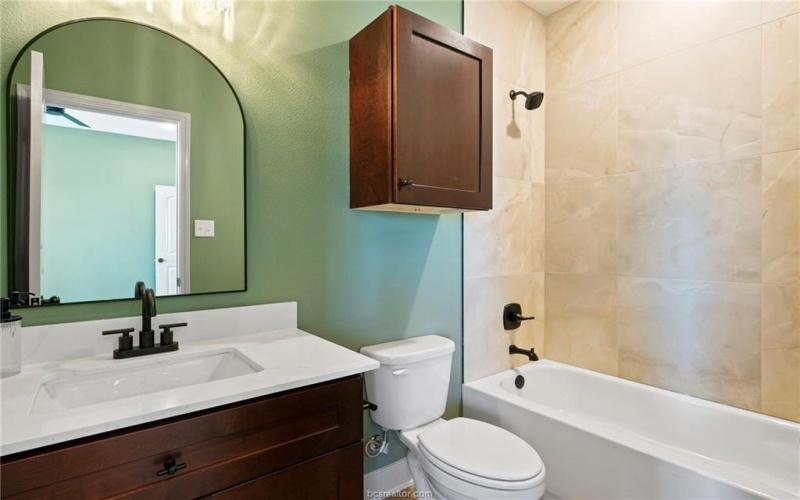 102 33rd, Bryan, TX 77803, 2 Bedrooms Bedrooms, ,2 BathroomsBathrooms,Residential,For Sale,102 33rd,0,26000768