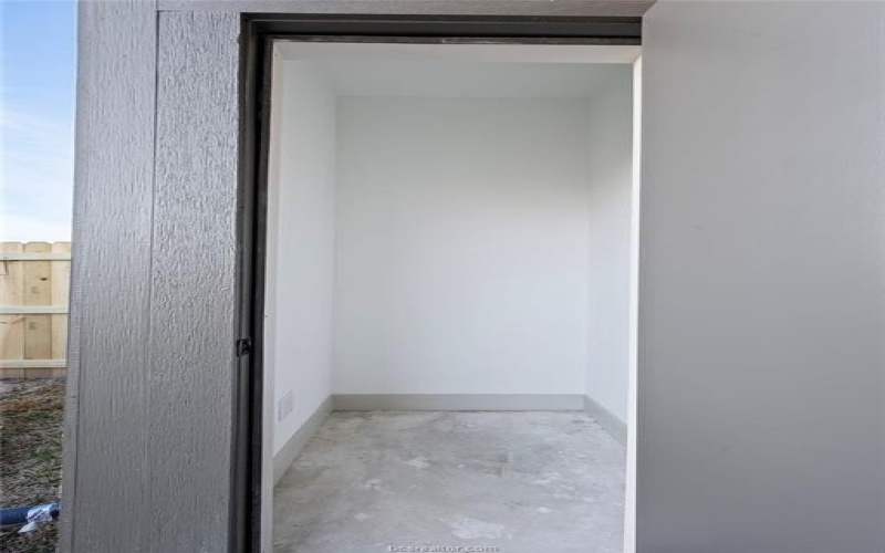 102 33rd, Bryan, TX 77803, 2 Bedrooms Bedrooms, ,2 BathroomsBathrooms,Residential,For Sale,102 33rd,0,26000768