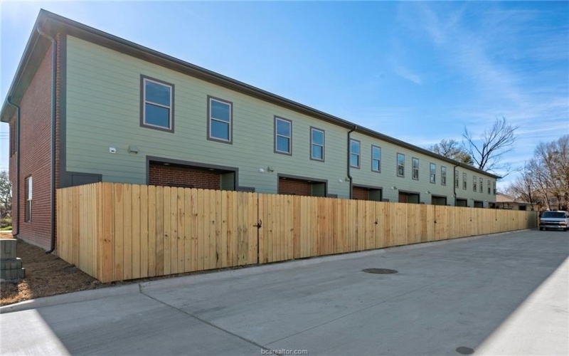 102 33rd, Bryan, TX 77803, 2 Bedrooms Bedrooms, ,2 BathroomsBathrooms,Residential,For Sale,102 33rd,0,26000768