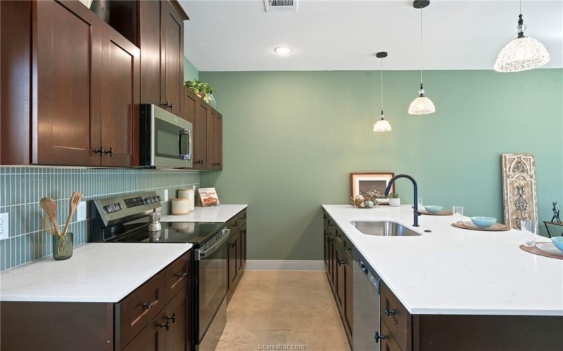 102 33rd, Bryan, TX 77803, 2 Bedrooms Bedrooms, ,2 BathroomsBathrooms,Residential,For Sale,102 33rd,0,26000768