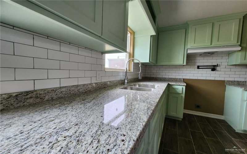 5710 Visha Street, Edinburg, TX 78542, 2 Habitaciones Habitaciones , ,2 BañosBaños,Residential,En Venta,5710 Visha Street,0,492694