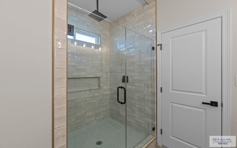 6168 MACKENNA DR, BROWNSVILLE, TX 78526, 4 Habitaciones Habitaciones , ,3 BañosBaños,Residential,En Venta,6168 MACKENNA DR,0,29768978