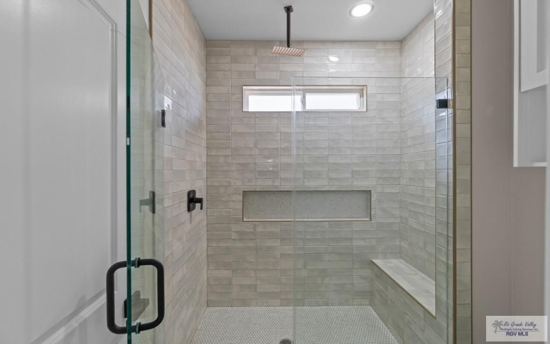 6168 MACKENNA DR, BROWNSVILLE, TX 78526, 4 Habitaciones Habitaciones , ,3 BañosBaños,Residential,En Venta,6168 MACKENNA DR,0,29768978