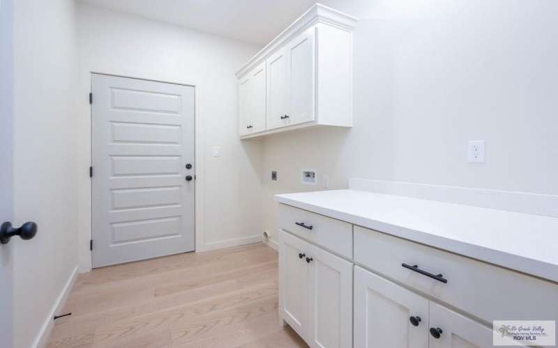 2420 SEAGULL LN, HARLINGEN, TX 78552, 4 Habitaciones Habitaciones , ,2 BañosBaños,Residential,En Venta,2420 SEAGULL LN,0,29771513