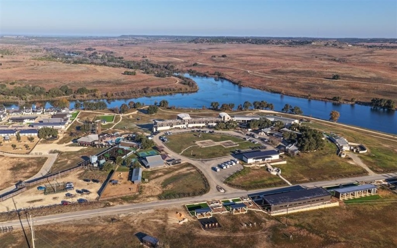 395 Emma Jean Trail, Iredell, TX 76649, 4 Bedrooms Bedrooms, ,3 BathroomsBathrooms,Residential,For Sale,395 Emma Jean Trail,0,21145512