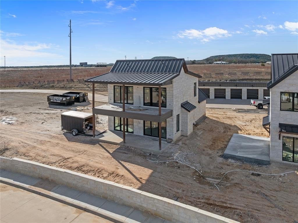 355 Emma Jean Trail, Iredell, TX 76649, 4 Bedrooms Bedrooms, ,3 BathroomsBathrooms,Residential,For Sale,355 Emma Jean Trail,0,21146533