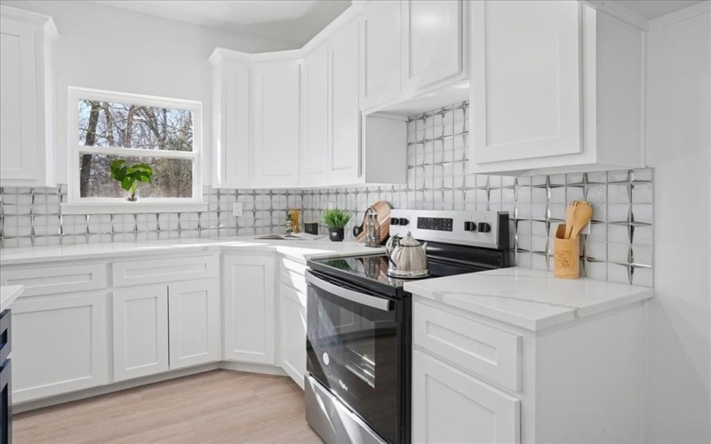 120 Running Deer Road, Mabank, TX 75156, 3 Bedrooms Bedrooms, ,2 BathroomsBathrooms,Residential,For Sale,120 Running Deer Road,0,21158614