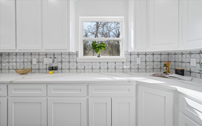 120 Running Deer Road, Mabank, TX 75156, 3 Bedrooms Bedrooms, ,2 BathroomsBathrooms,Residential,For Sale,120 Running Deer Road,0,21158614