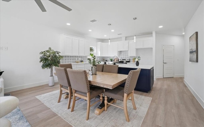 120 Running Deer Road, Mabank, TX 75156, 3 Bedrooms Bedrooms, ,2 BathroomsBathrooms,Residential,For Sale,120 Running Deer Road,0,21158614