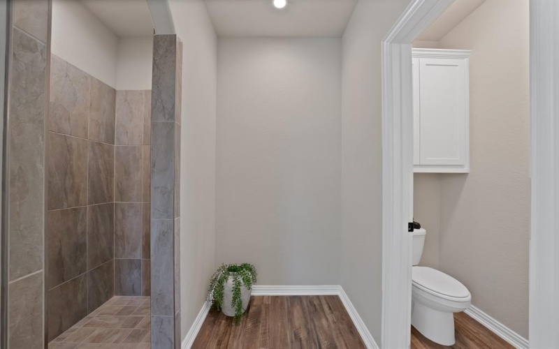 109 Panther Loop, Mabank, TX 75147, 3 Bedrooms Bedrooms, ,2 BathroomsBathrooms,Residential,For Sale,109 Panther Loop,0,21158737