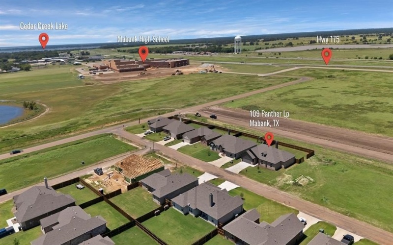 109 Panther Loop, Mabank, TX 75147, 3 Bedrooms Bedrooms, ,2 BathroomsBathrooms,Residential,For Sale,109 Panther Loop,0,21158737