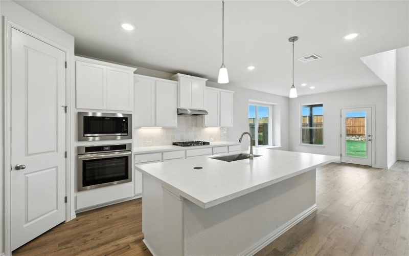 941 Schuberts Road, Fort Worth, TX 76247, 5 Bedrooms Bedrooms, ,5 BathroomsBathrooms,Residential,For Sale,941 Schuberts Road,0,21159198