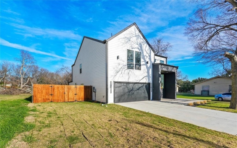 4712 Garrison Street, Dallas, TX 75216, 4 Bedrooms Bedrooms, ,3 BathroomsBathrooms,Residential,For Sale,4712 Garrison Street,0,21159239