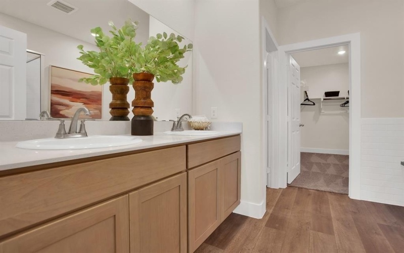 2001 Ridgecrest Lane, Sherman, TX 75092, 4 Habitaciones Habitaciones , ,2 BañosBaños,Residential,En Venta,2001 Ridgecrest Lane,0,21159252