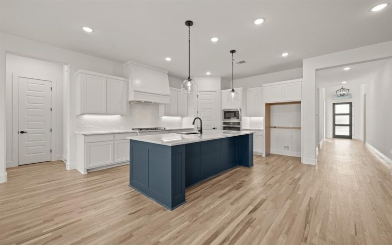 912 Highlands Avenue, Aledo, TX 76008, 3 Bedrooms Bedrooms, ,3 BathroomsBathrooms,Residential,For Sale,912 Highlands Avenue,0,21159357