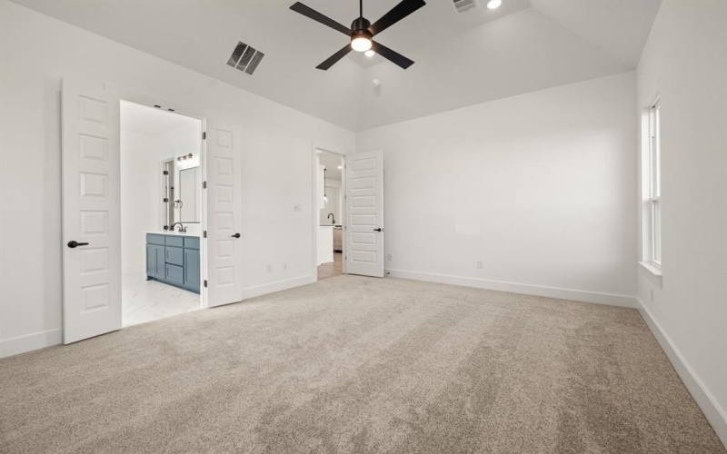 912 Highlands Avenue, Aledo, TX 76008, 3 Bedrooms Bedrooms, ,3 BathroomsBathrooms,Residential,For Sale,912 Highlands Avenue,0,21159357