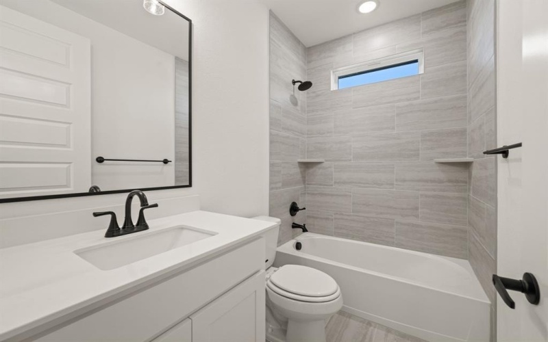 912 Highlands Avenue, Aledo, TX 76008, 3 Bedrooms Bedrooms, ,3 BathroomsBathrooms,Residential,For Sale,912 Highlands Avenue,0,21159357