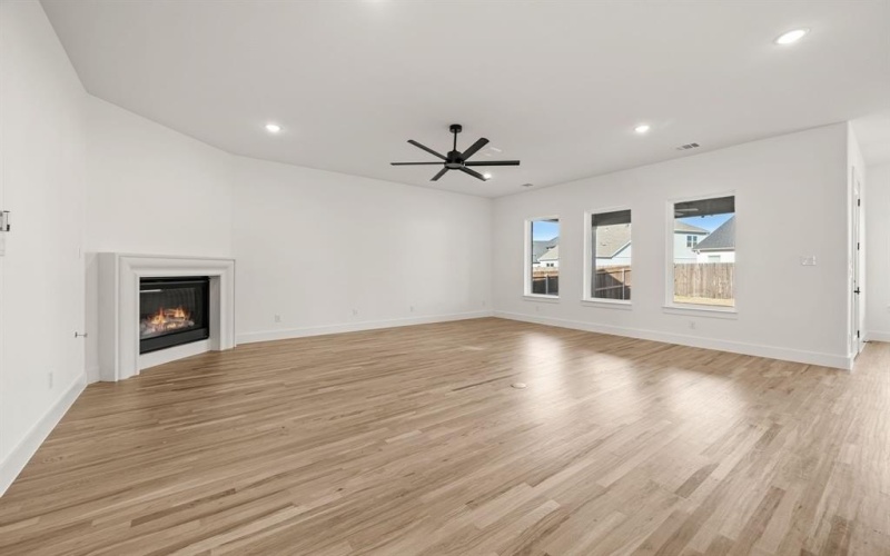 912 Highlands Avenue, Aledo, TX 76008, 3 Bedrooms Bedrooms, ,3 BathroomsBathrooms,Residential,For Sale,912 Highlands Avenue,0,21159357