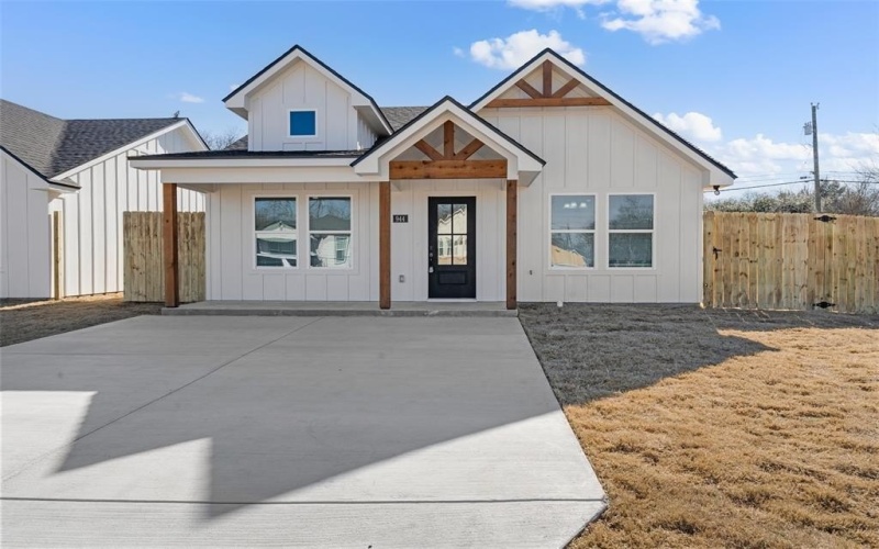 944 Holt Avenue, Waco, TX 76706, 3 Habitaciones Habitaciones , ,2 BañosBaños,Residential,En Venta,944 Holt Avenue,0,21159383